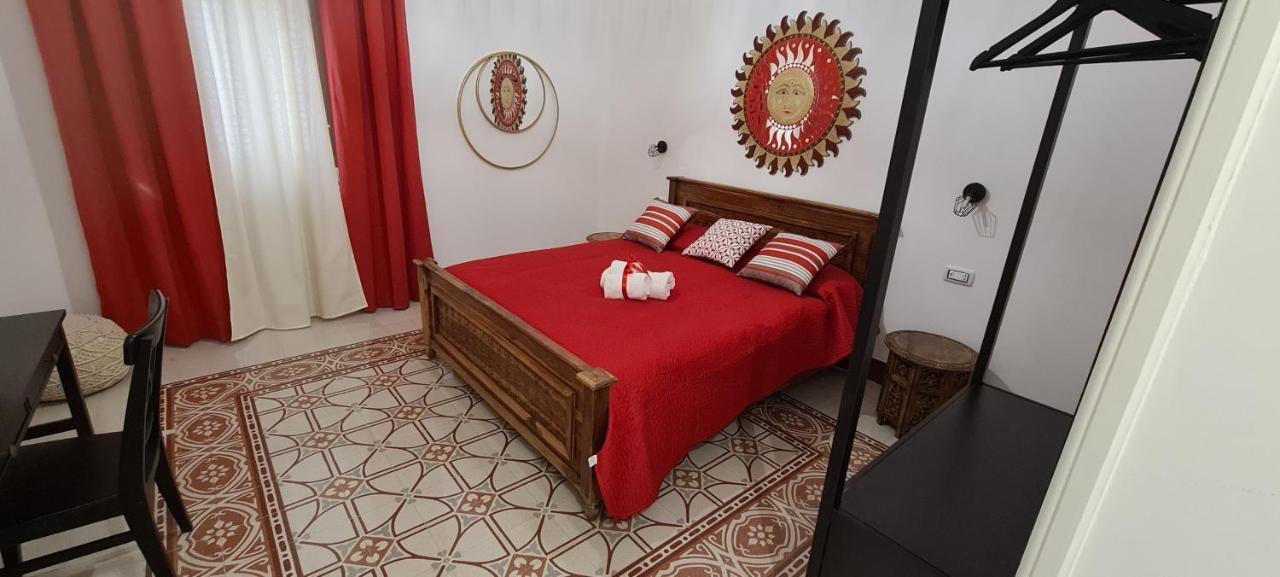 Ballaro Guest House Palermo Bagian luar foto
