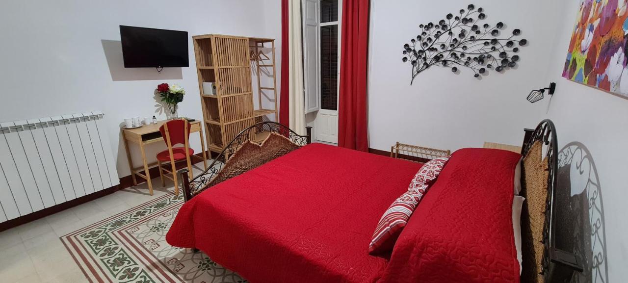 Ballaro Guest House Palermo Bagian luar foto