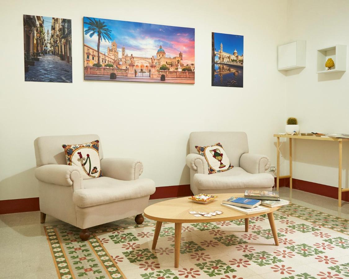 Ballaro Guest House Palermo Bagian luar foto