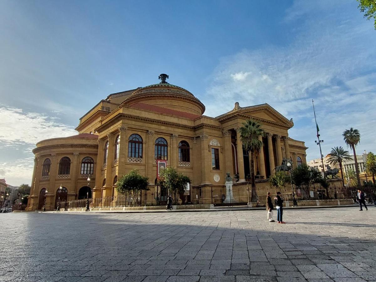 Ballaro Guest House Palermo Bagian luar foto