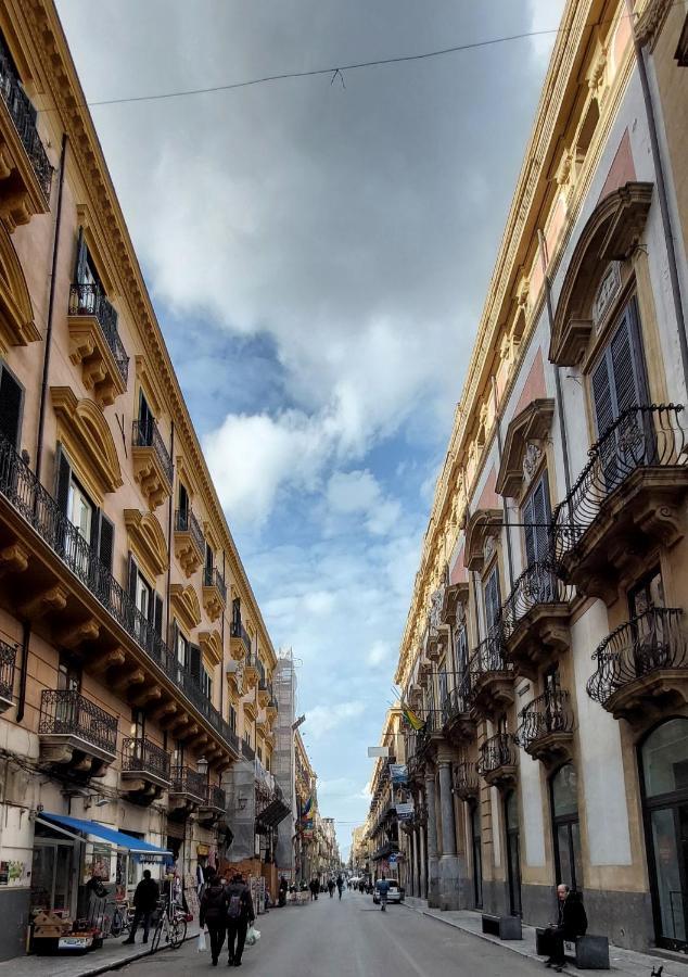 Ballaro Guest House Palermo Bagian luar foto